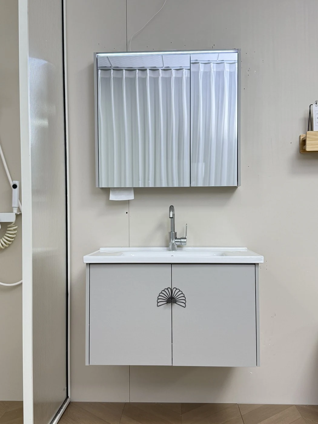 D18 bathroom vanity set — TWG-VN-001